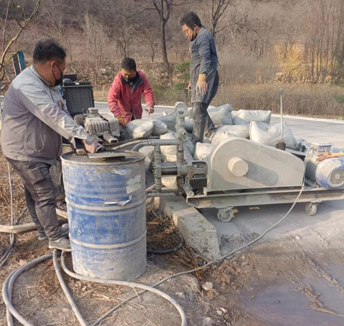 竹山路面下沉注浆